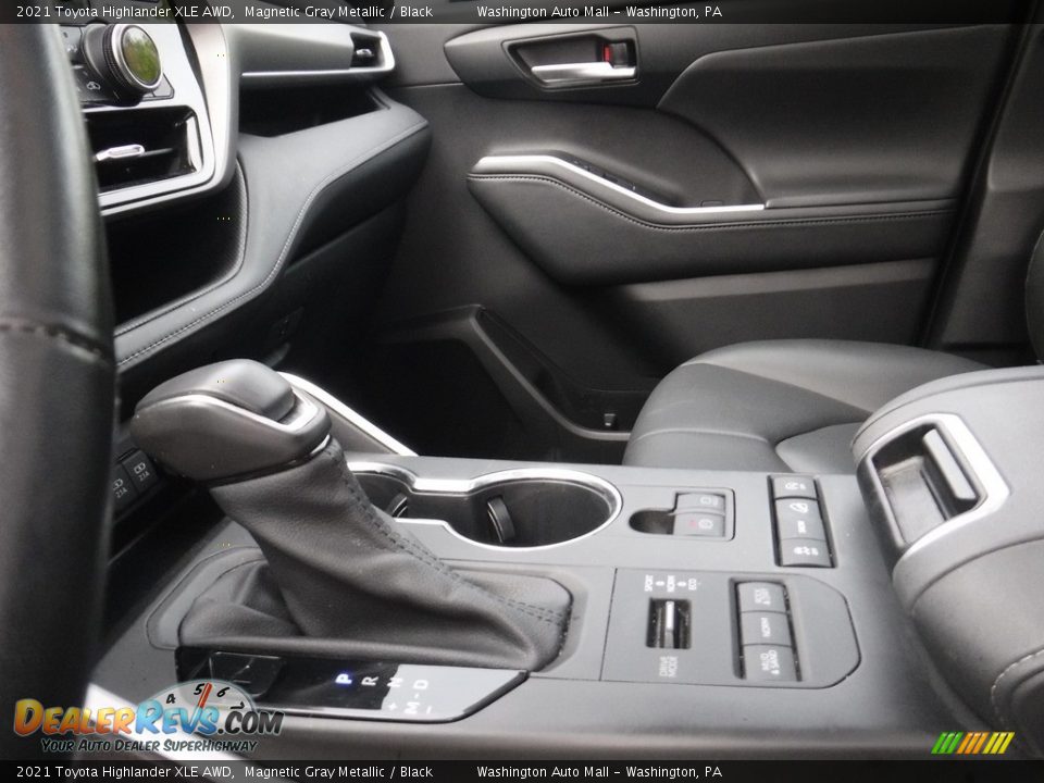 2021 Toyota Highlander XLE AWD Magnetic Gray Metallic / Black Photo #25