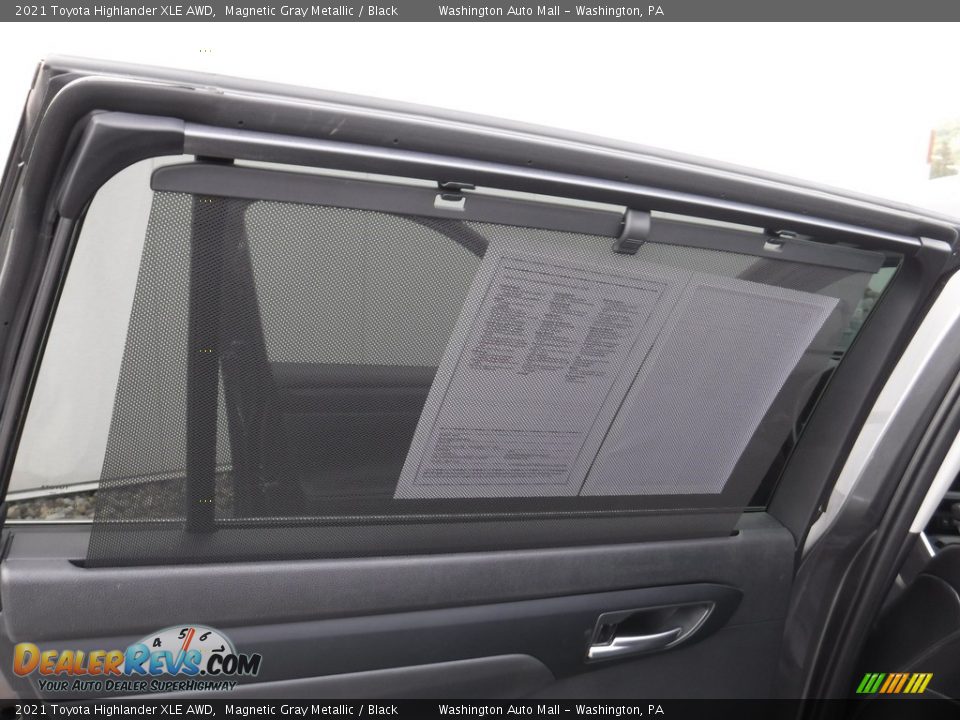 2021 Toyota Highlander XLE AWD Magnetic Gray Metallic / Black Photo #34