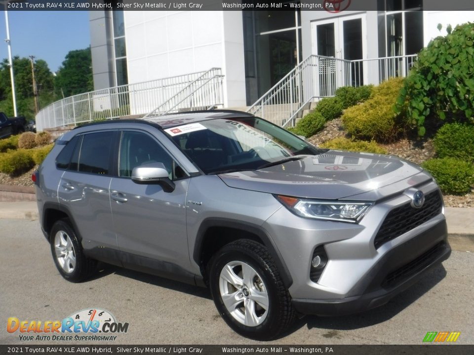 2021 Toyota RAV4 XLE AWD Hybrid Silver Sky Metallic / Light Gray Photo #1