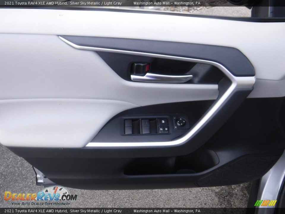 2021 Toyota RAV4 XLE AWD Hybrid Silver Sky Metallic / Light Gray Photo #23