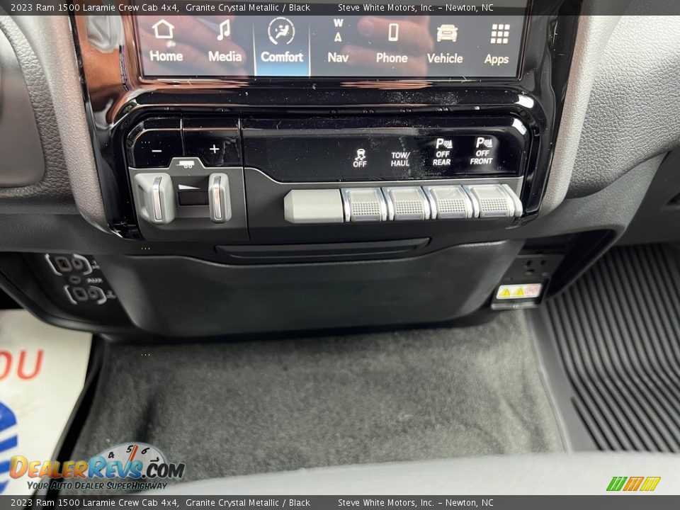 Controls of 2023 Ram 1500 Laramie Crew Cab 4x4 Photo #26