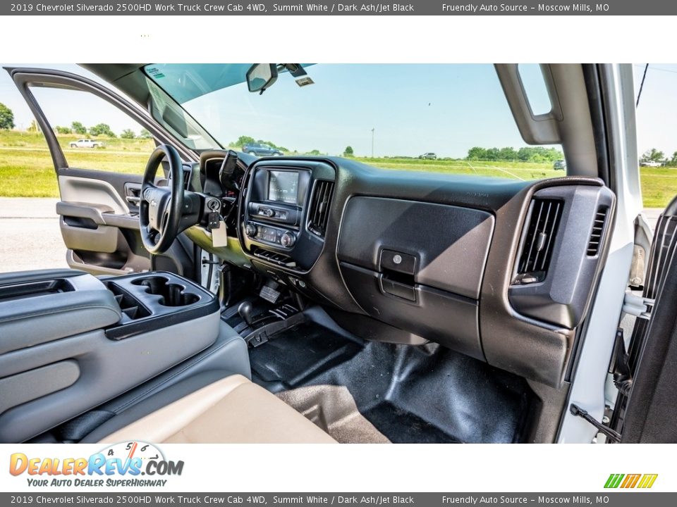 2019 Chevrolet Silverado 2500HD Work Truck Crew Cab 4WD Summit White / Dark Ash/Jet Black Photo #24