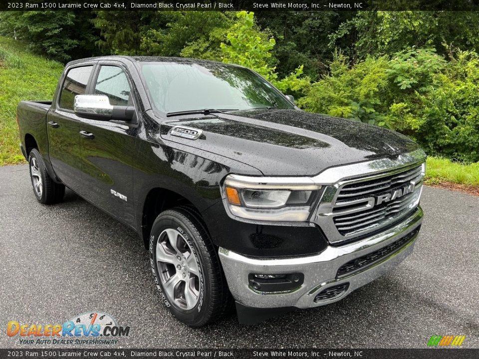 2023 Ram 1500 Laramie Crew Cab 4x4 Diamond Black Crystal Pearl / Black Photo #4