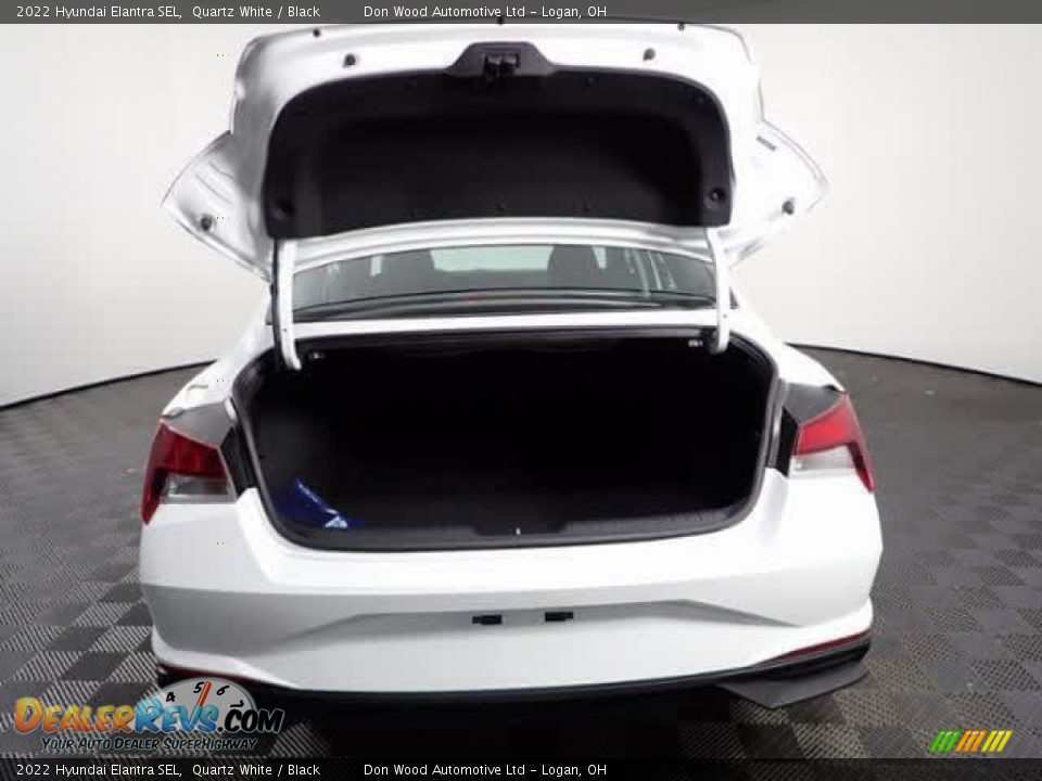 2022 Hyundai Elantra SEL Quartz White / Black Photo #9