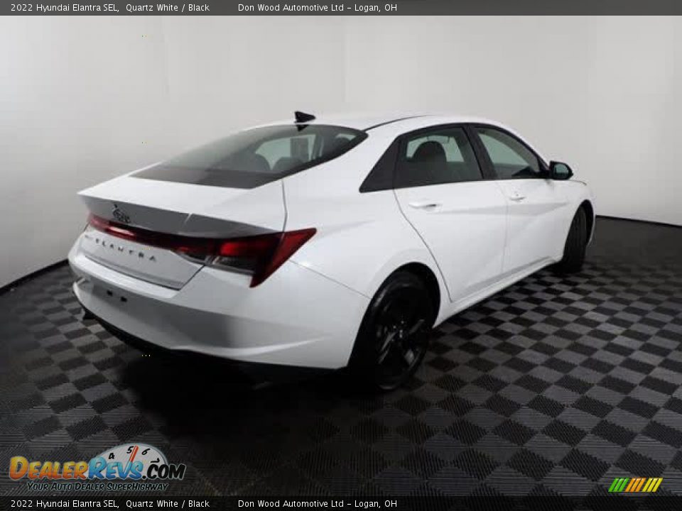 2022 Hyundai Elantra SEL Quartz White / Black Photo #11