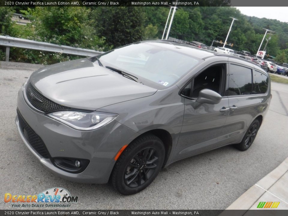 2020 Chrysler Pacifica Launch Edition AWD Ceramic Grey / Black Photo #14