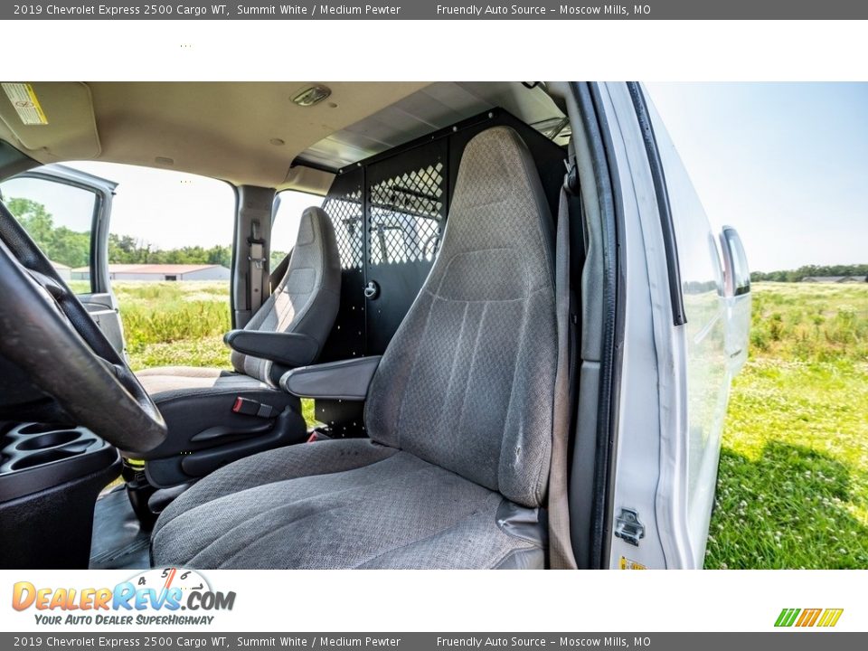 2019 Chevrolet Express 2500 Cargo WT Summit White / Medium Pewter Photo #17