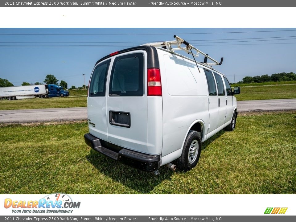 2011 Chevrolet Express 2500 Work Van Summit White / Medium Pewter Photo #3