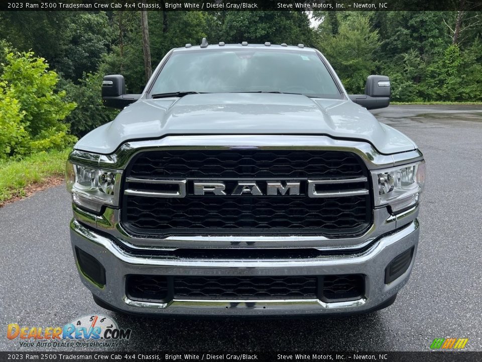 2023 Ram 2500 Tradesman Crew Cab 4x4 Chassis Bright White / Diesel Gray/Black Photo #3