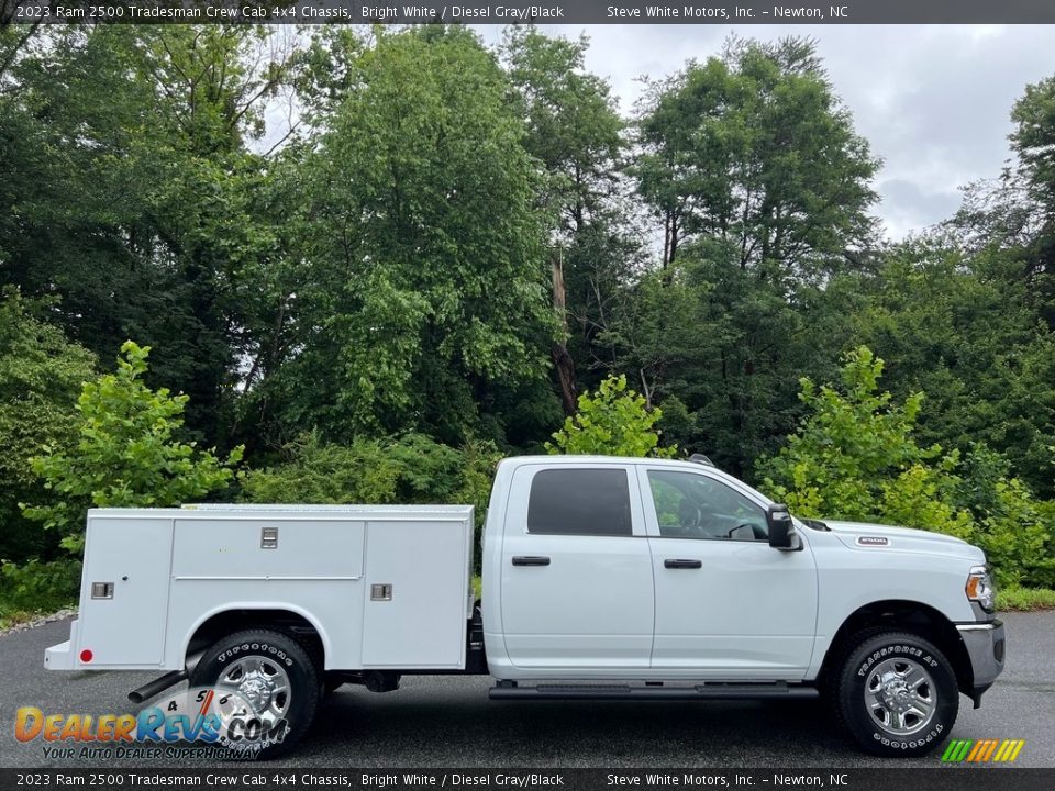 Bright White 2023 Ram 2500 Tradesman Crew Cab 4x4 Chassis Photo #5