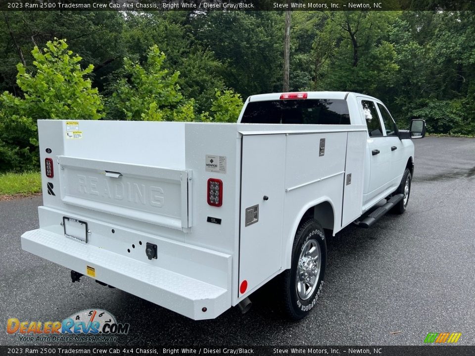 2023 Ram 2500 Tradesman Crew Cab 4x4 Chassis Bright White / Diesel Gray/Black Photo #6