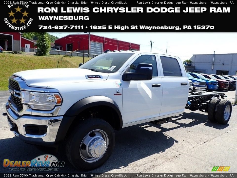 2023 Ram 5500 Tradesman Crew Cab 4x4 Chassis Bright White / Diesel Gray/Black Photo #1