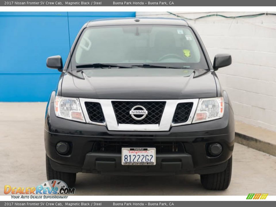 2017 Nissan Frontier SV Crew Cab Magnetic Black / Steel Photo #7