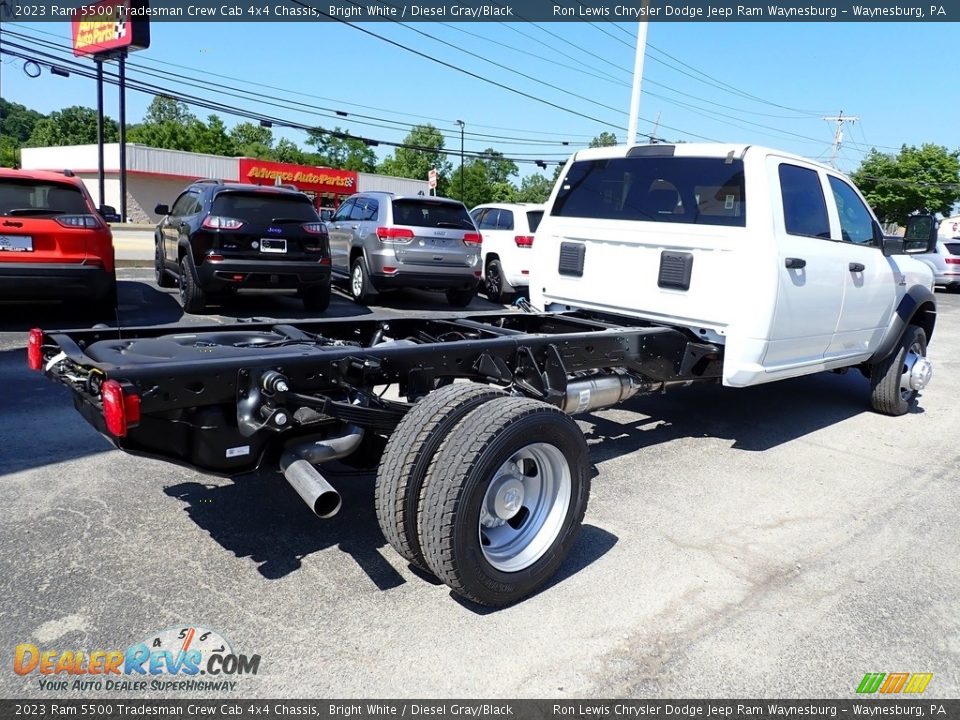 2023 Ram 5500 Tradesman Crew Cab 4x4 Chassis Bright White / Diesel Gray/Black Photo #5