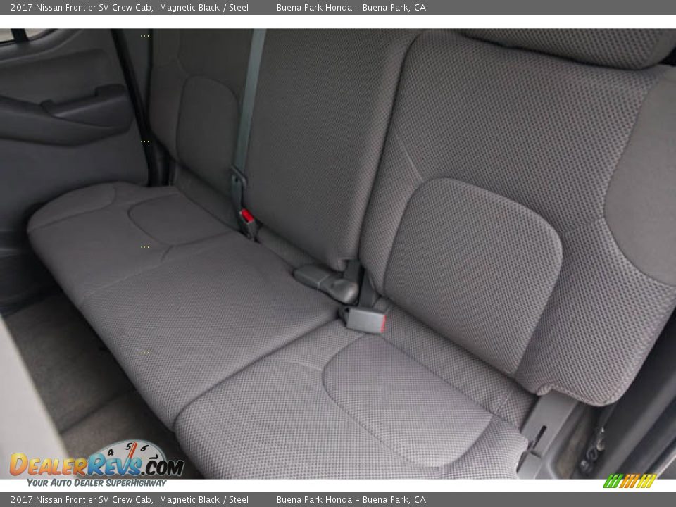 Rear Seat of 2017 Nissan Frontier SV Crew Cab Photo #21
