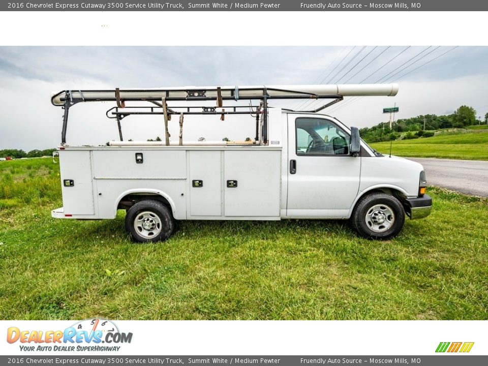 2016 Chevrolet Express Cutaway 3500 Service Utility Truck Summit White / Medium Pewter Photo #2