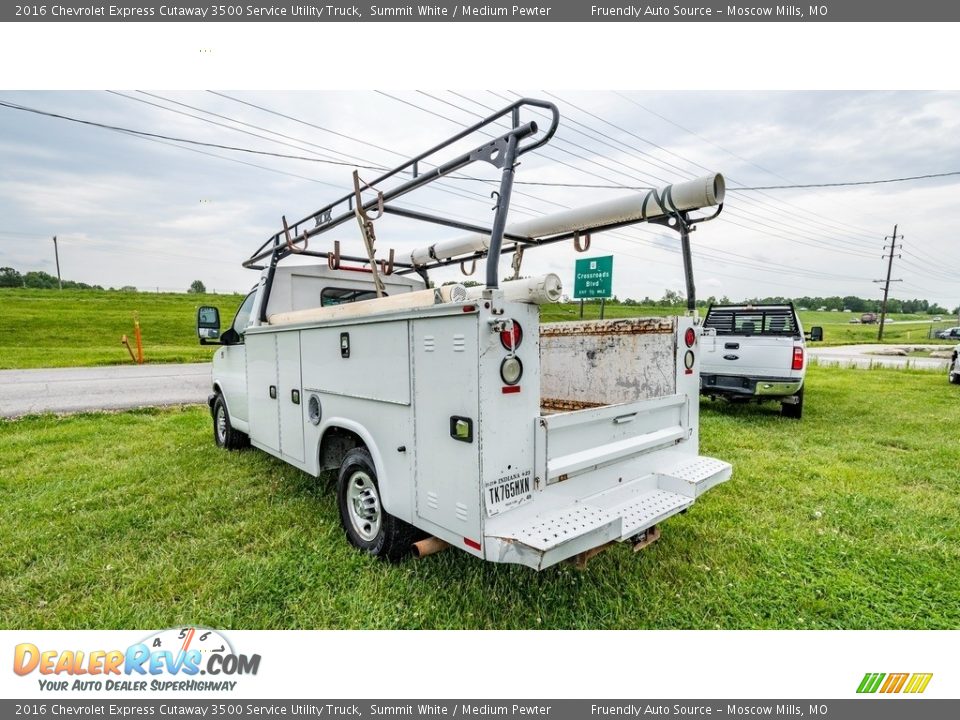 2016 Chevrolet Express Cutaway 3500 Service Utility Truck Summit White / Medium Pewter Photo #8