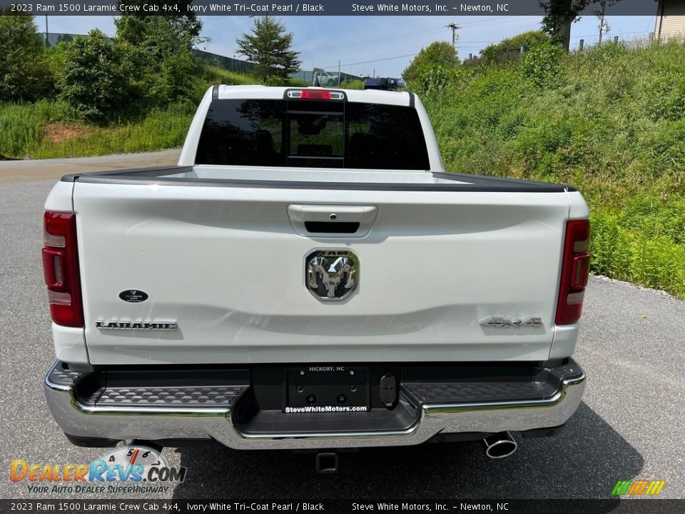 2023 Ram 1500 Laramie Crew Cab 4x4 Ivory White Tri-Coat Pearl / Black Photo #7