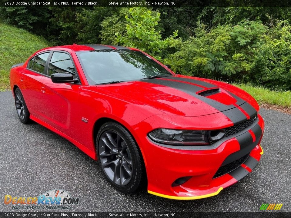 Front 3/4 View of 2023 Dodge Charger Scat Pack Plus Photo #4