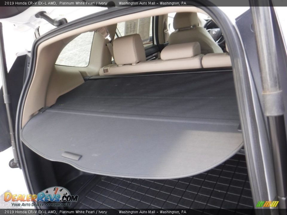2019 Honda CR-V EX-L AWD Platinum White Pearl / Ivory Photo #33