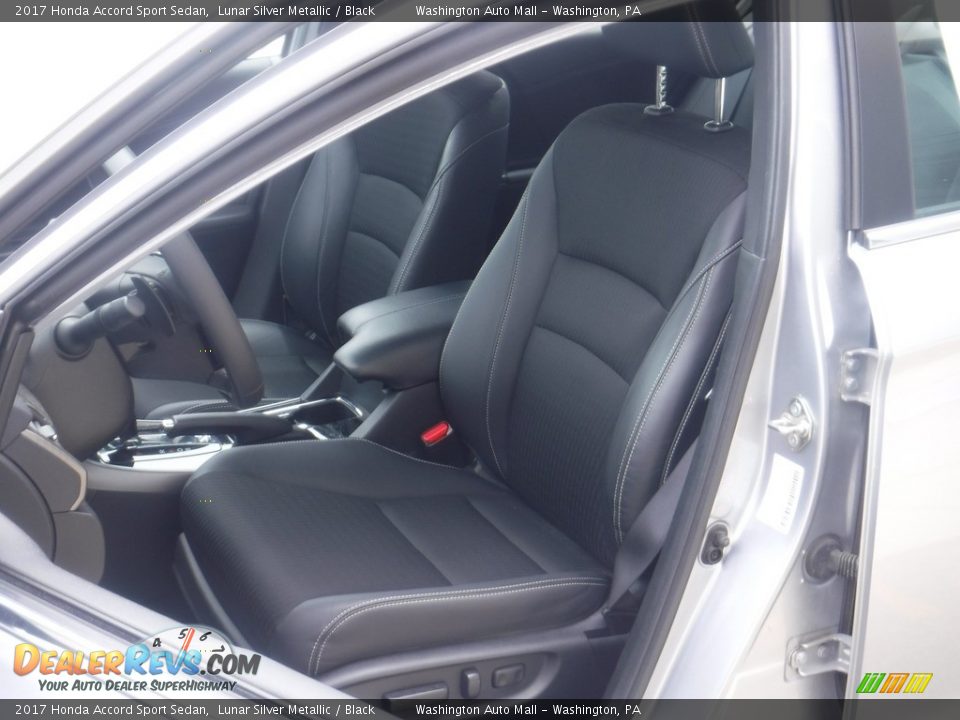 2017 Honda Accord Sport Sedan Lunar Silver Metallic / Black Photo #11