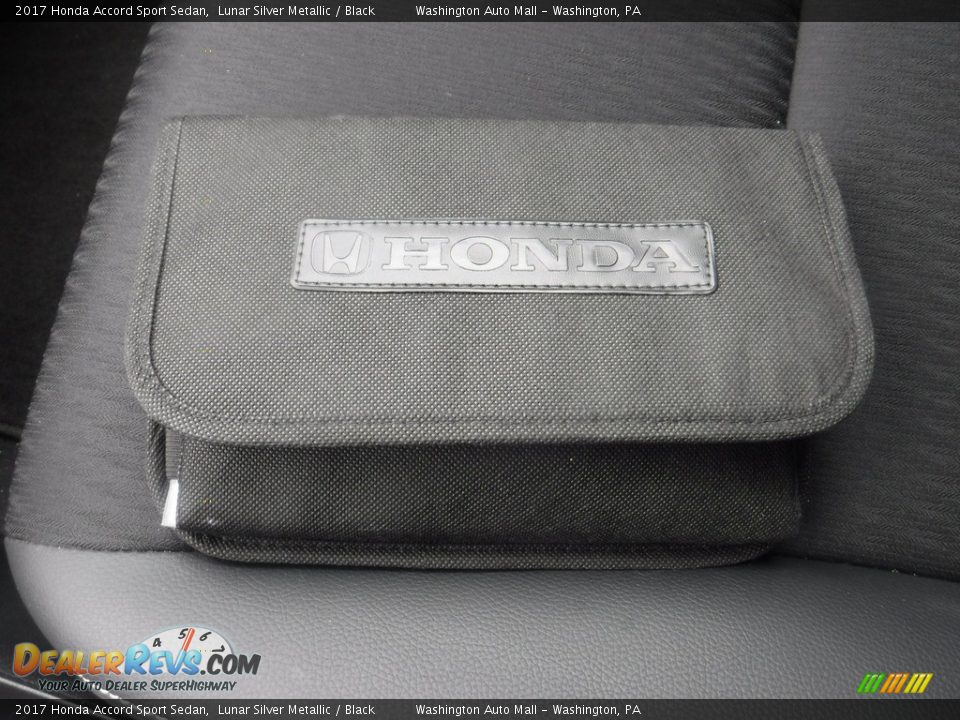 2017 Honda Accord Sport Sedan Lunar Silver Metallic / Black Photo #28