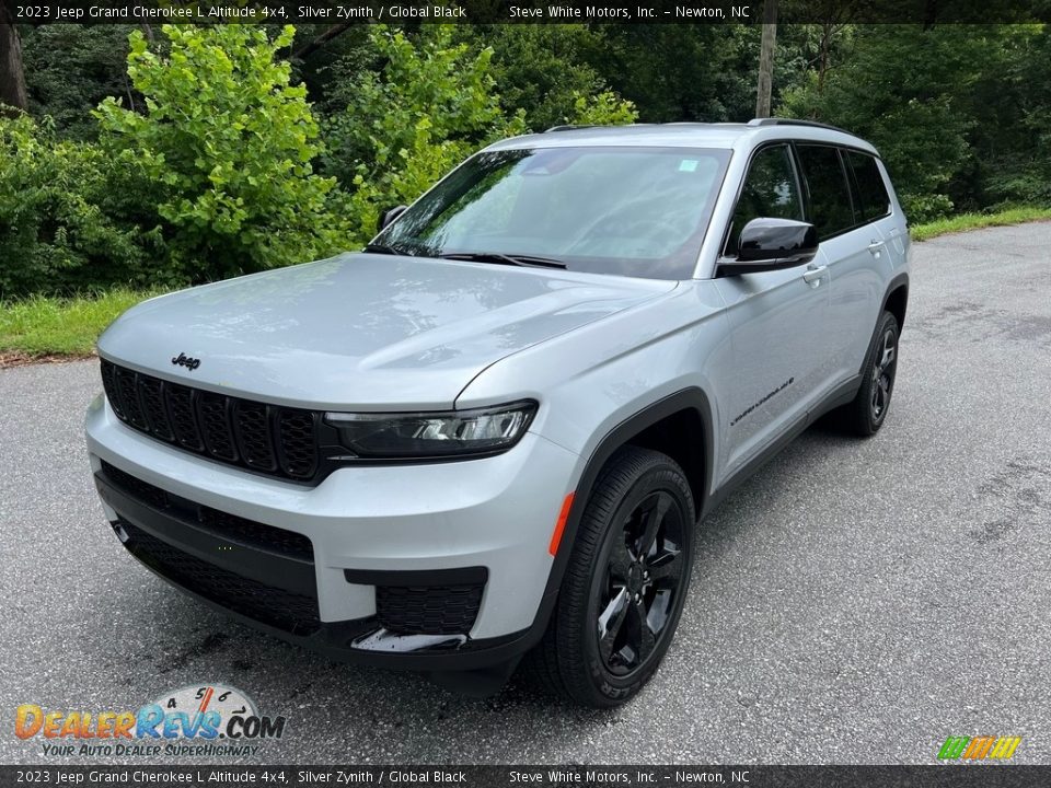 2023 Jeep Grand Cherokee L Altitude 4x4 Silver Zynith / Global Black Photo #2