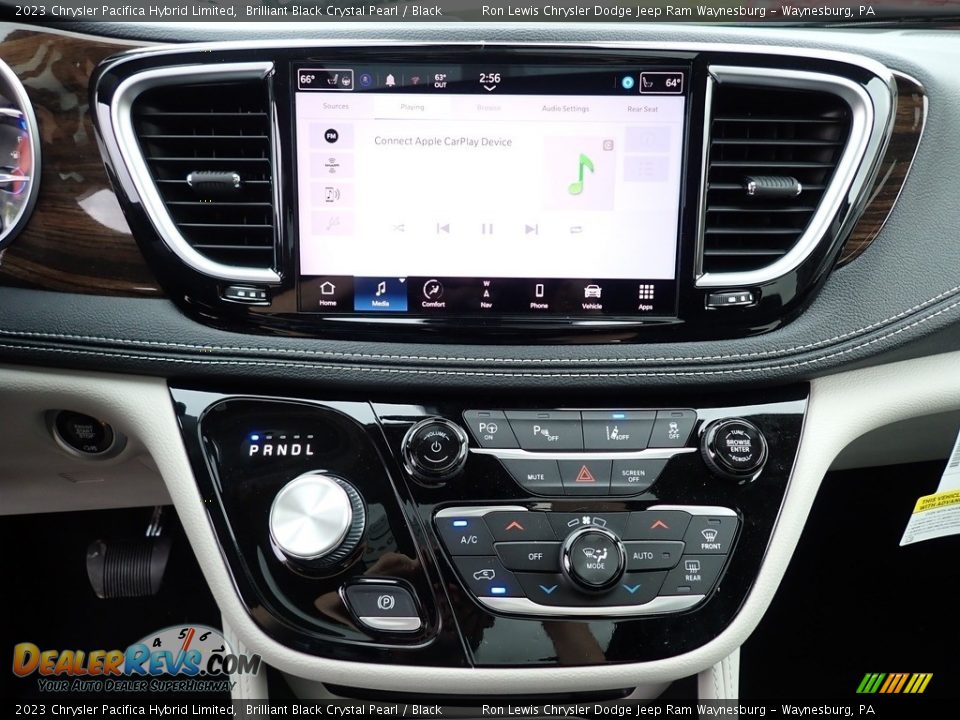 Controls of 2023 Chrysler Pacifica Hybrid Limited Photo #20