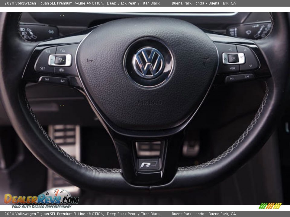 2020 Volkswagen Tiguan SEL Premium R-Line 4MOTION Steering Wheel Photo #13