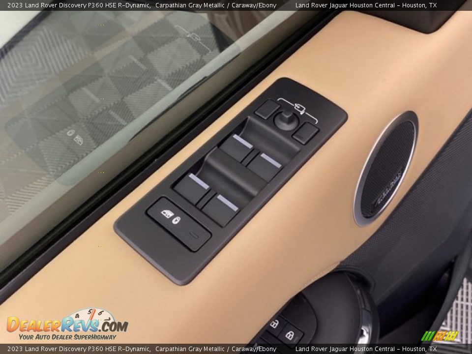 Door Panel of 2023 Land Rover Discovery P360 HSE R-Dynamic Photo #14
