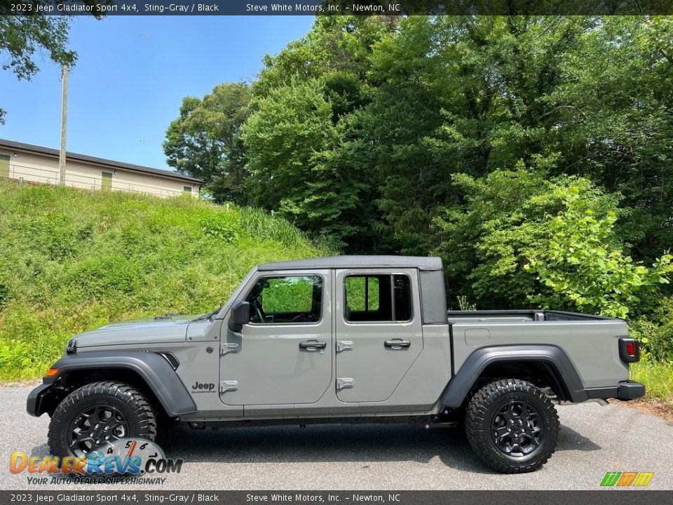 Sting-Gray 2023 Jeep Gladiator Sport 4x4 Photo #1