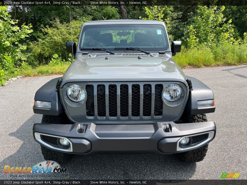 Sting-Gray 2023 Jeep Gladiator Sport 4x4 Photo #3