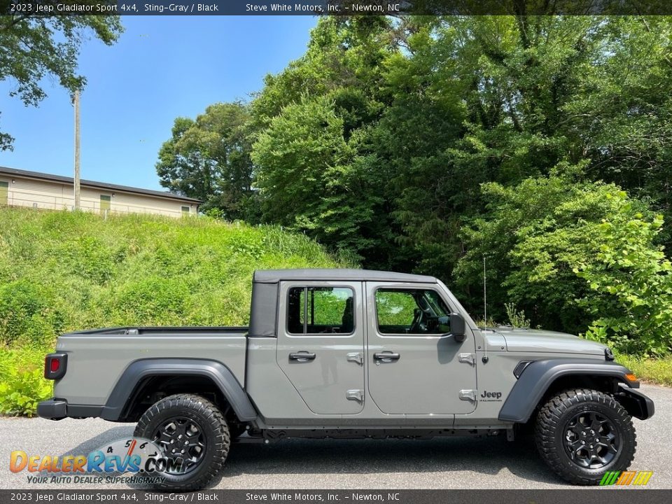 Sting-Gray 2023 Jeep Gladiator Sport 4x4 Photo #5