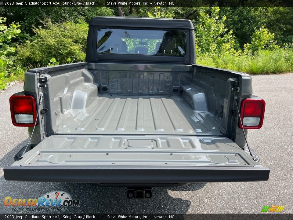 2023 Jeep Gladiator Sport 4x4 Sting-Gray / Black Photo #8