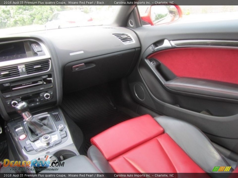 Front Seat of 2016 Audi S5 Premium Plus quattro Coupe Photo #14