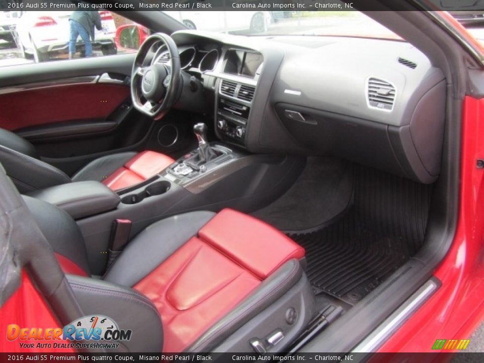 Front Seat of 2016 Audi S5 Premium Plus quattro Coupe Photo #22
