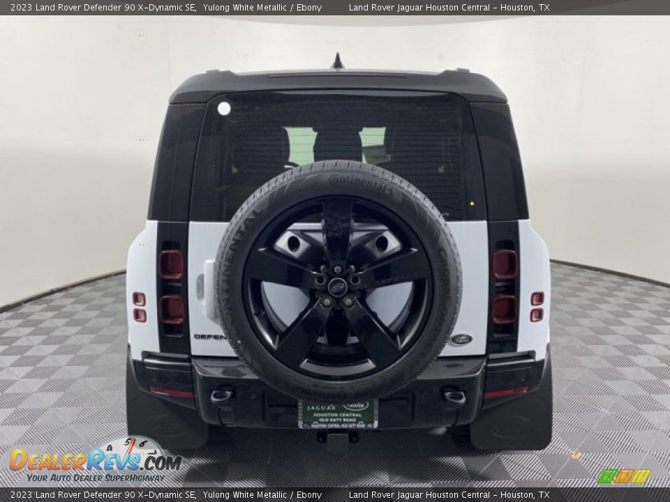 2023 Land Rover Defender 90 X-Dynamic SE Yulong White Metallic / Ebony Photo #7