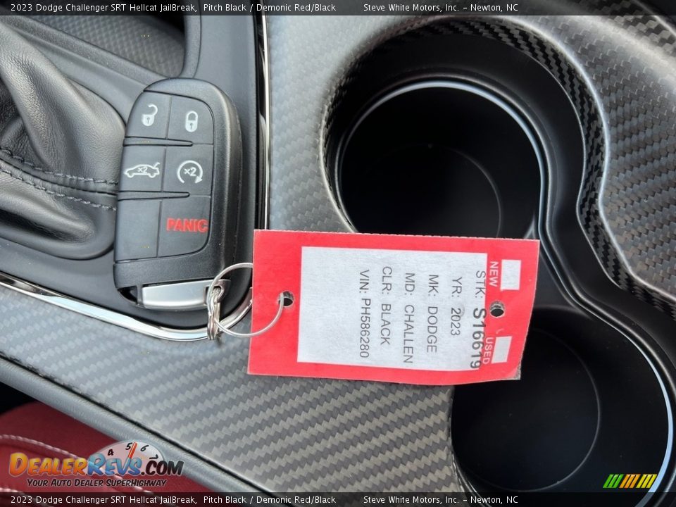 Keys of 2023 Dodge Challenger SRT Hellcat JailBreak Photo #29