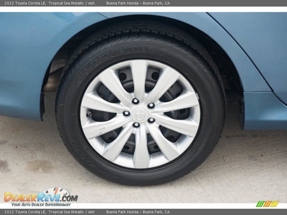 2013 Toyota Corolla LE Wheel Photo #33