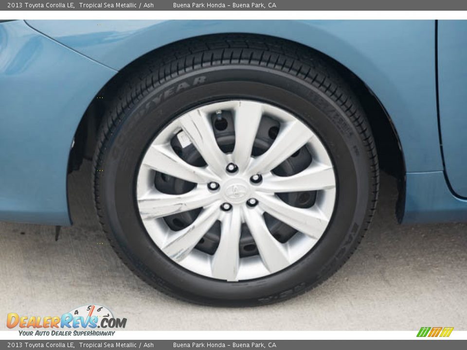 2013 Toyota Corolla LE Wheel Photo #36