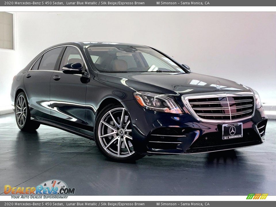 Front 3/4 View of 2020 Mercedes-Benz S 450 Sedan Photo #34