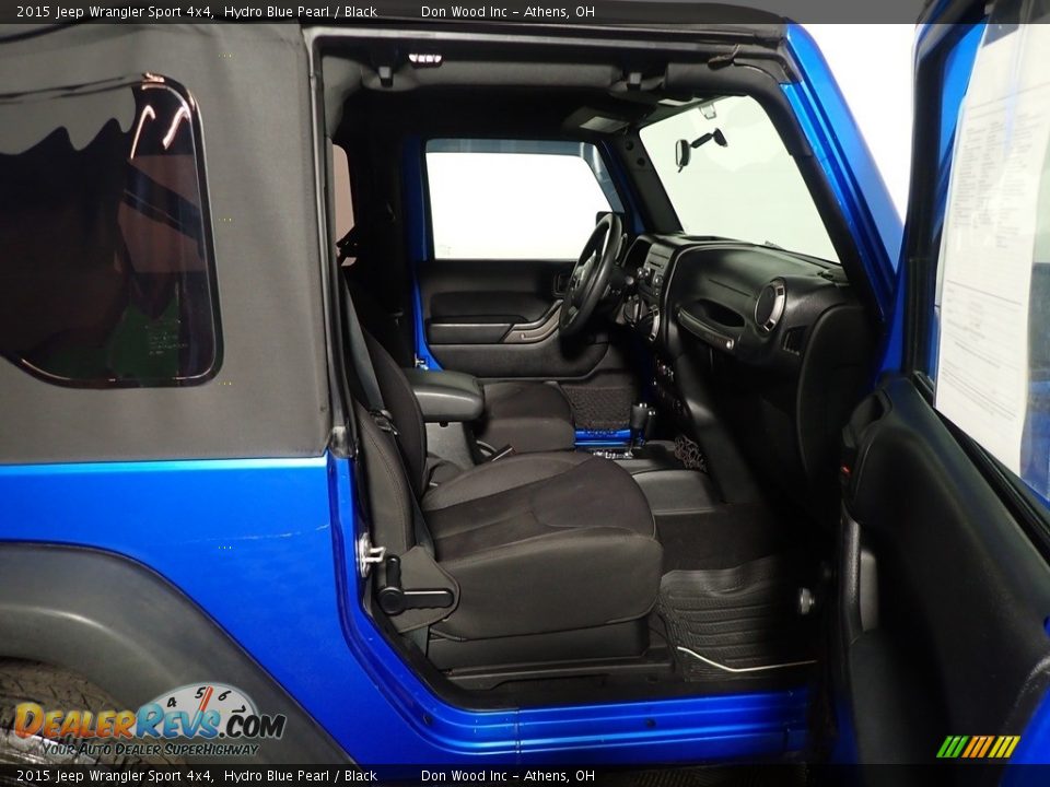 2015 Jeep Wrangler Sport 4x4 Hydro Blue Pearl / Black Photo #24