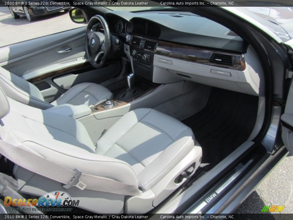 Front Seat of 2010 BMW 3 Series 328i Convertible Photo #24