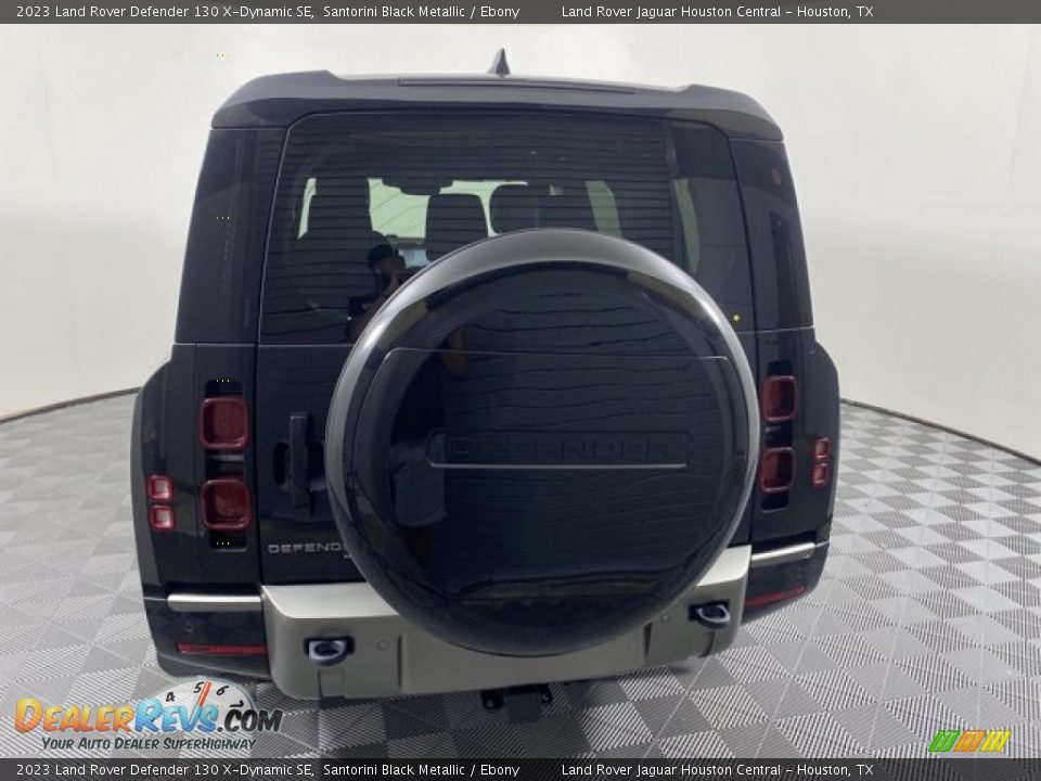 2023 Land Rover Defender 130 X-Dynamic SE Santorini Black Metallic / Ebony Photo #7