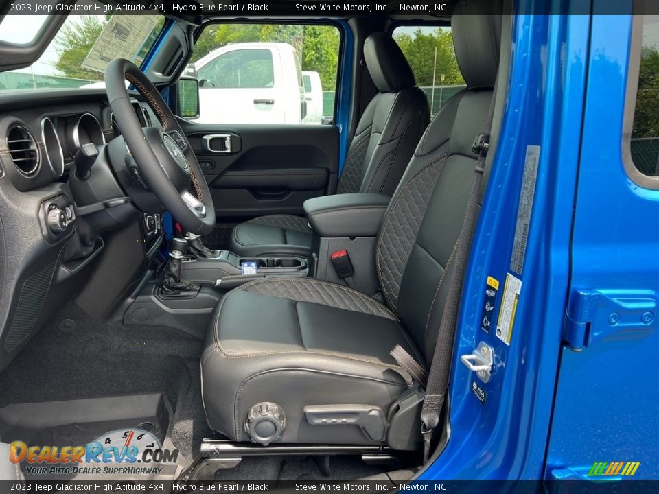 Front Seat of 2023 Jeep Gladiator High Altitude 4x4 Photo #11