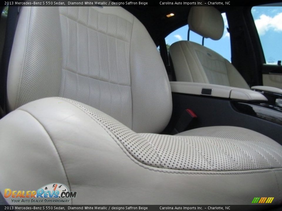 2013 Mercedes-Benz S 550 Sedan Diamond White Metallic / designo Saffron Beige Photo #22