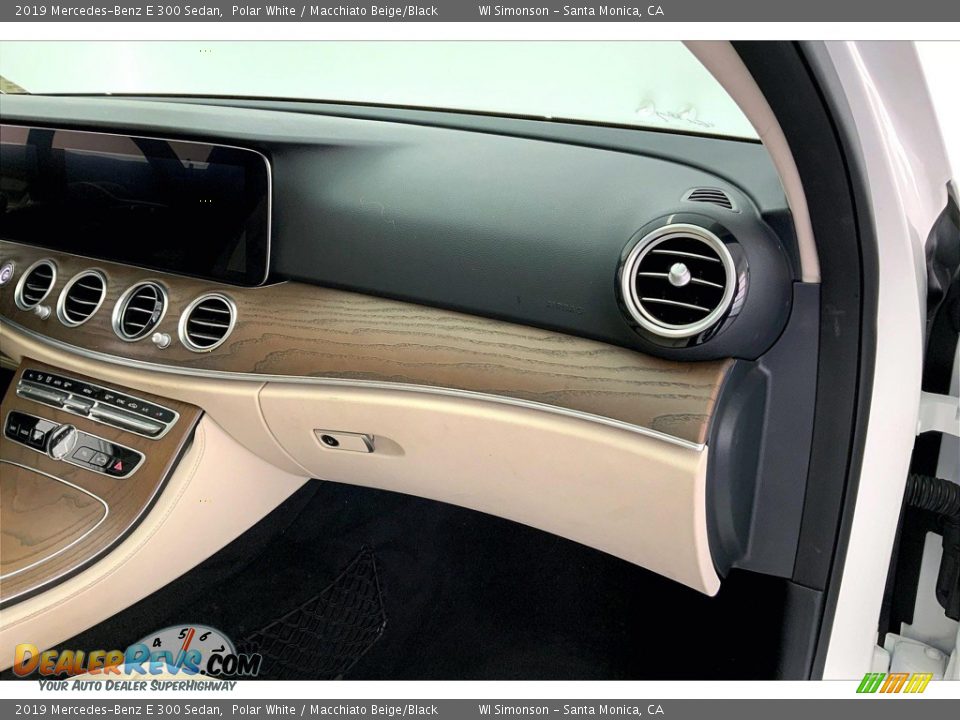 2019 Mercedes-Benz E 300 Sedan Polar White / Macchiato Beige/Black Photo #16