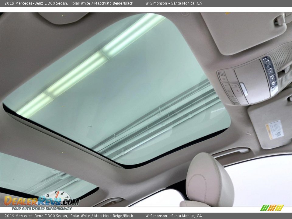 Sunroof of 2019 Mercedes-Benz E 300 Sedan Photo #25