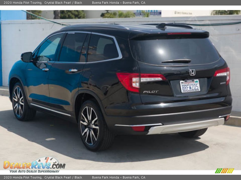 2020 Honda Pilot Touring Crystal Black Pearl / Black Photo #2