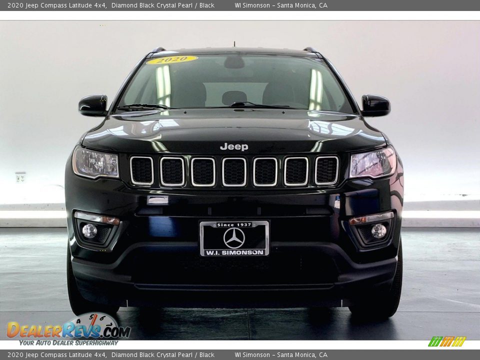 2020 Jeep Compass Latitude 4x4 Diamond Black Crystal Pearl / Black Photo #2